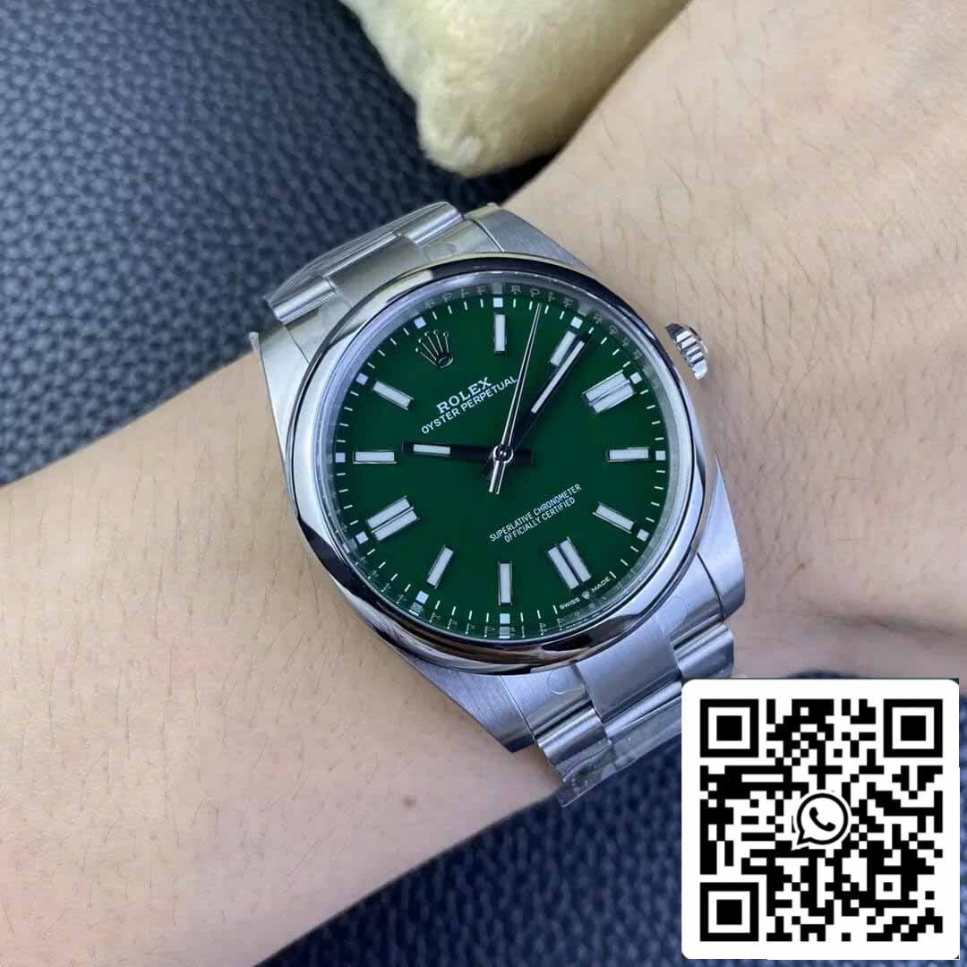 Rolex Oyster Perpetual M124300-0005 41MM 1:1 Best Edition Clean Factory Green Dial