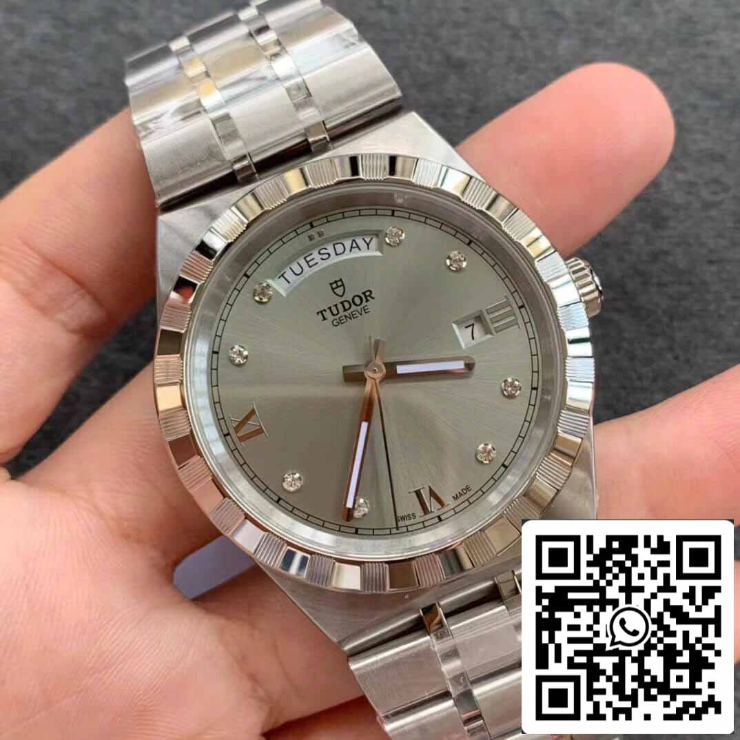 Replica Tudor Royal M28600-0002 Day Date V7 Factory Diamond Dial