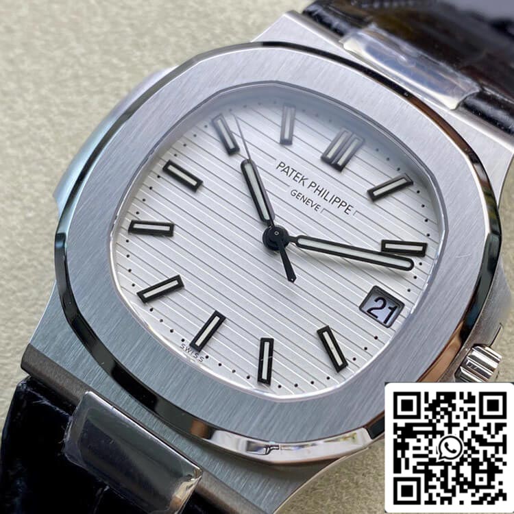 Patek Philippe Nautilus 5711 1:1 Meilleure édition 3K Factory Cadran blanc Bracelet en cuir de vache