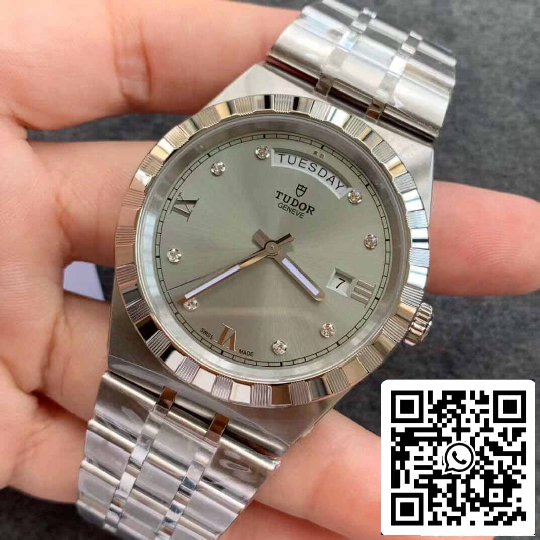 Replica Tudor Royal M28600-0002 Day Date V7 Factory Diamond Dial