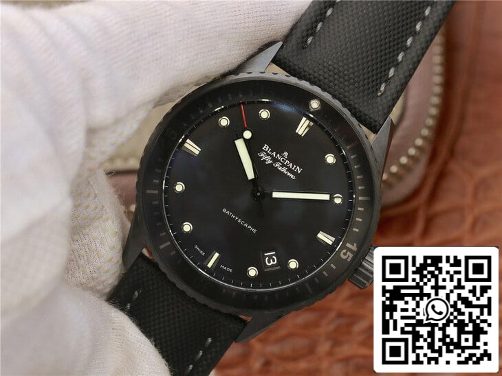 Blancpain Fifty Fathoms Bathyscaphe 5000-0130-B52-B 1:1 Best Edition GF Factory Black Dial US Replica Watch