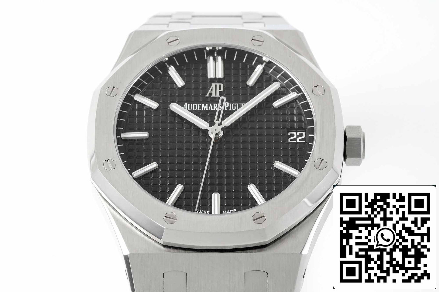 Audemars Piguet Royal Oak 15500ST.OO.1220ST.03 APS Factory V2 cadran noir et blanc