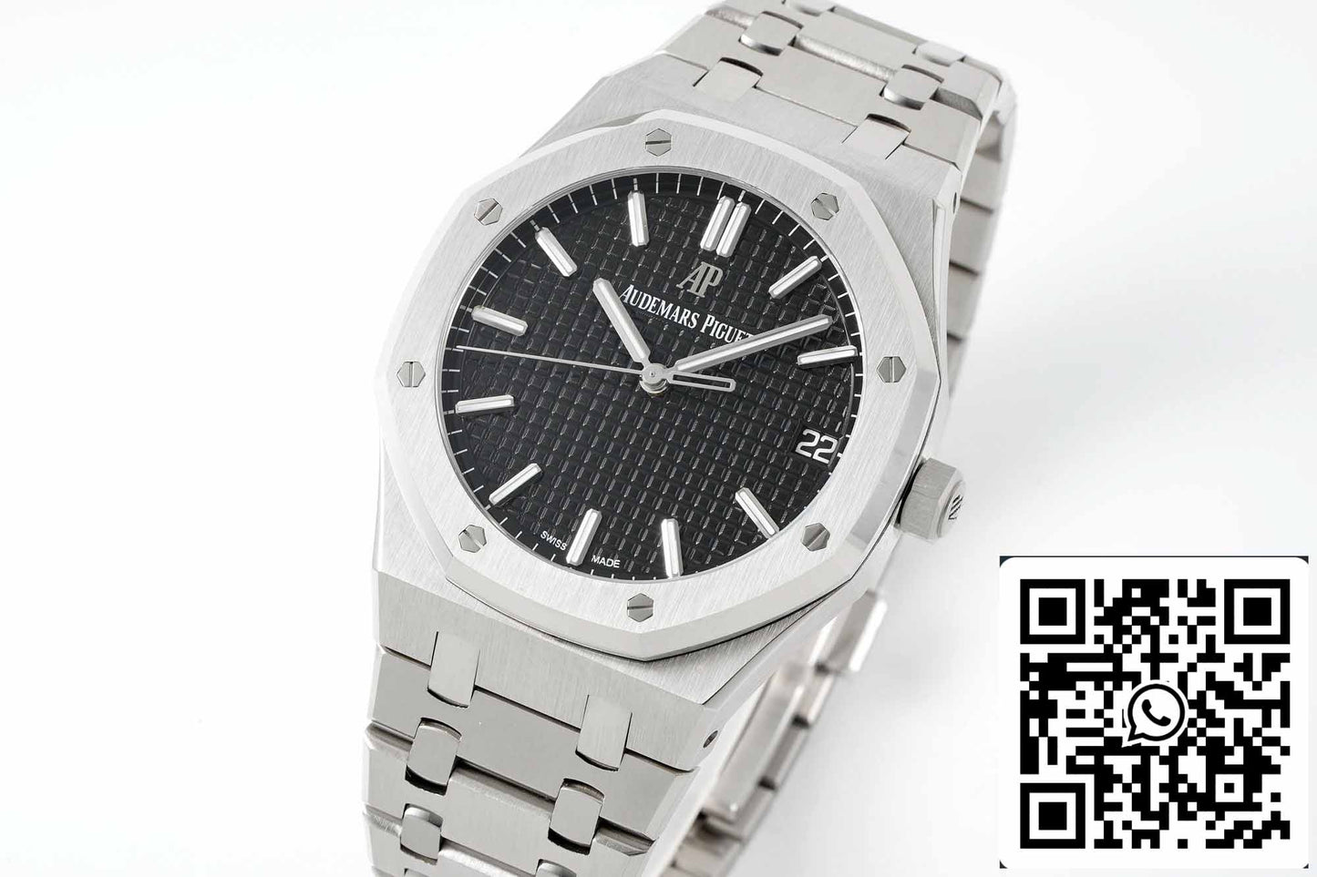 Audemars Piguet Royal Oak 15500ST.OO.1220ST.03 APS Factory V2 cadran noir et blanc