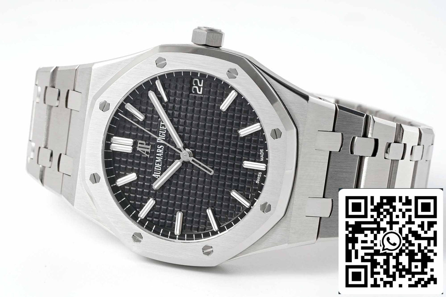 Audemars Piguet Royal Oak 15500ST.OO.1220ST.03 APS Factory V2 cadran noir et blanc