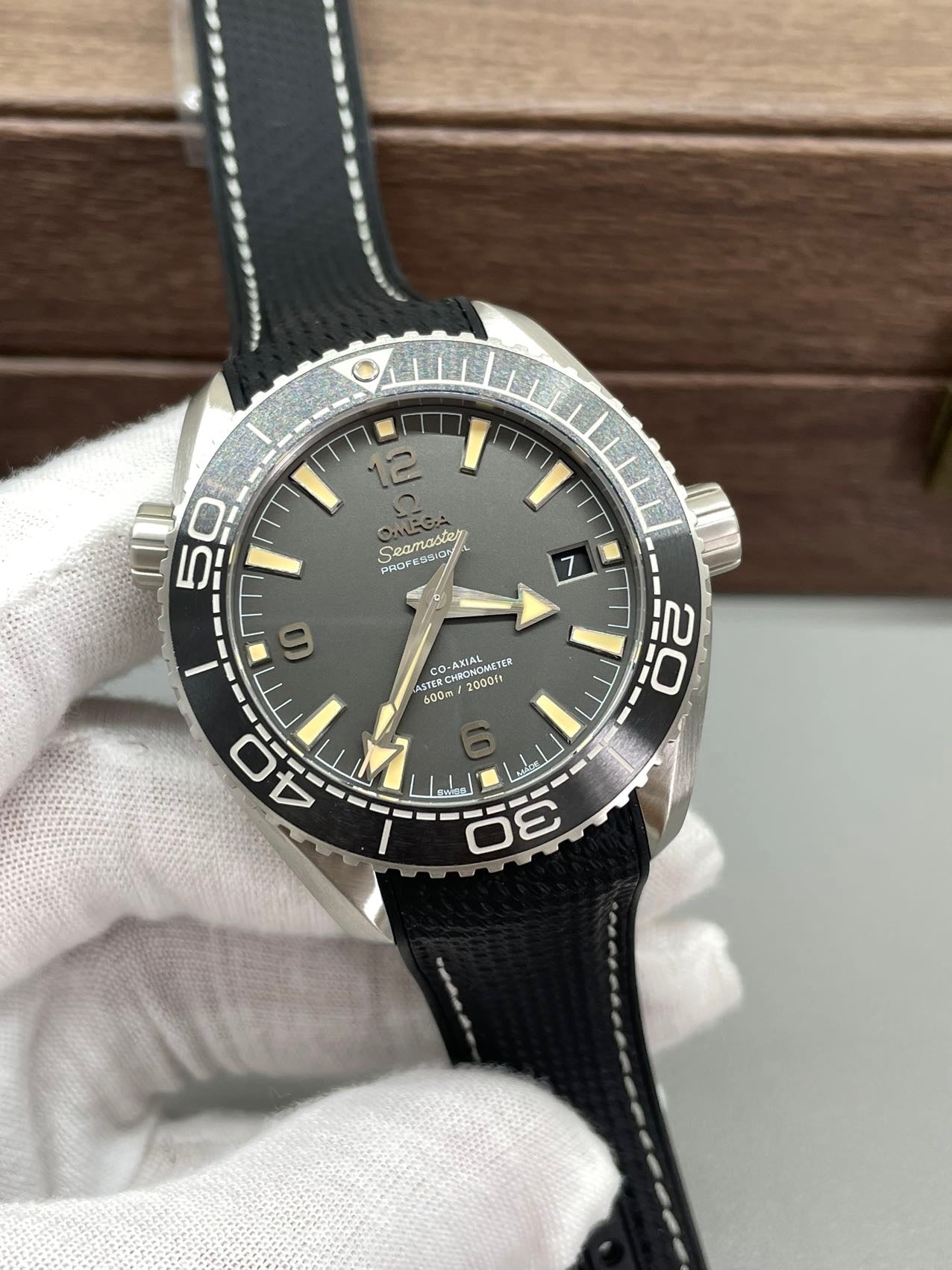 Omega Seamaster Planet Ocean 600M 215.32.44.21.01.002 VS Factory 1:1 Best Edition