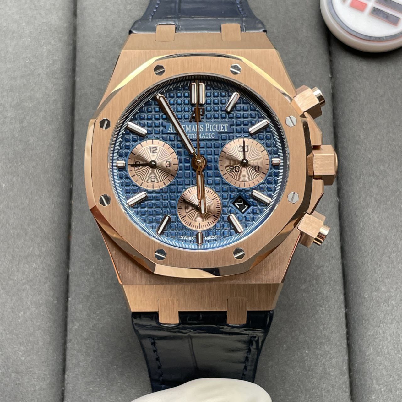 Audemars Piguet Royal Oak Chronograph 26331OR.OO.D315CR.01 1:1 Best Edition OM Factory Rose Gold