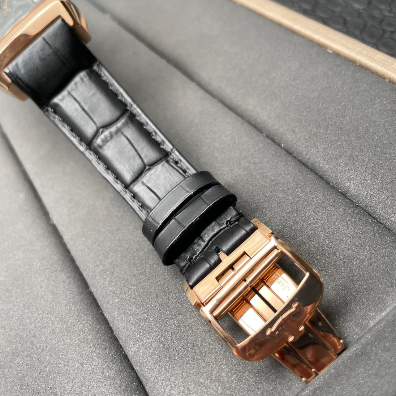 Jaeger LeCoultre Reverso Q3732470 1:1 meilleure édition or rose cadran noir