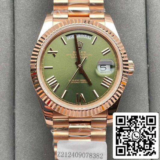 Rolex Day-Date 40 228235 Gold Filled 18k con esfera verde de 150 gramos de peso