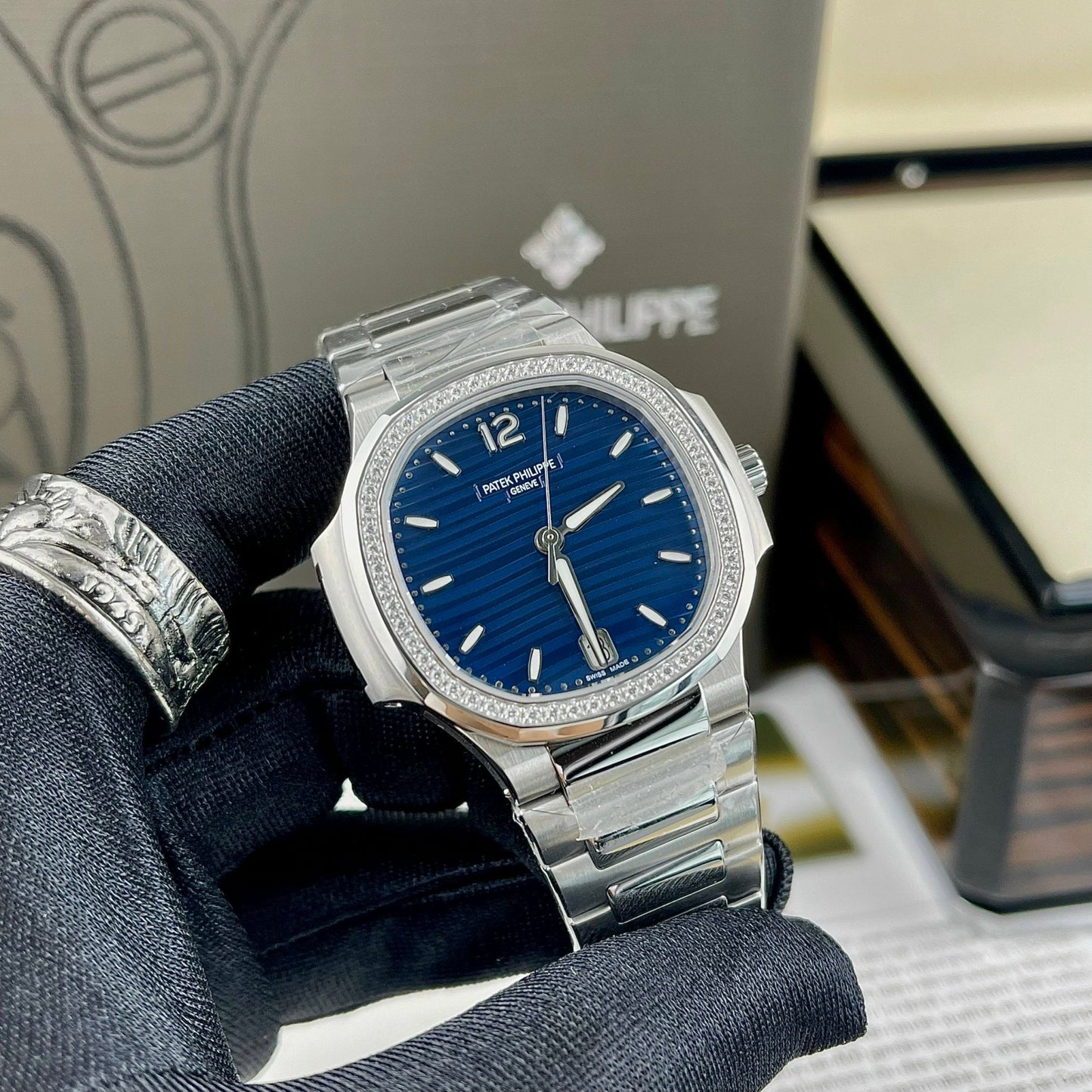 Patek Philippe Nautilus 7118/1A-001 1:1 Best Edition 3K Factory Blue Dial