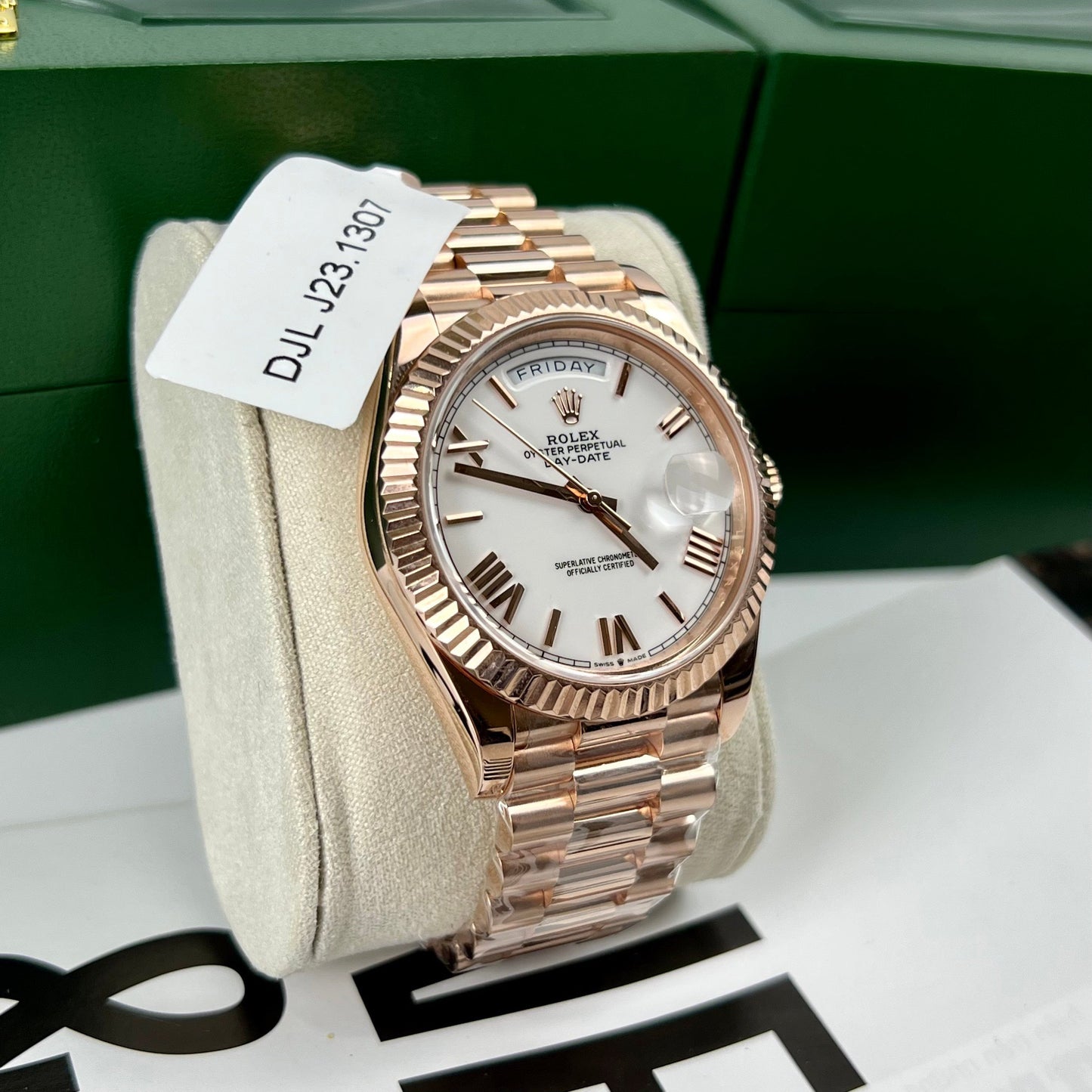 Rolex Day-Date 40 228235-0032 40 mm plaqué or rose 18 carats