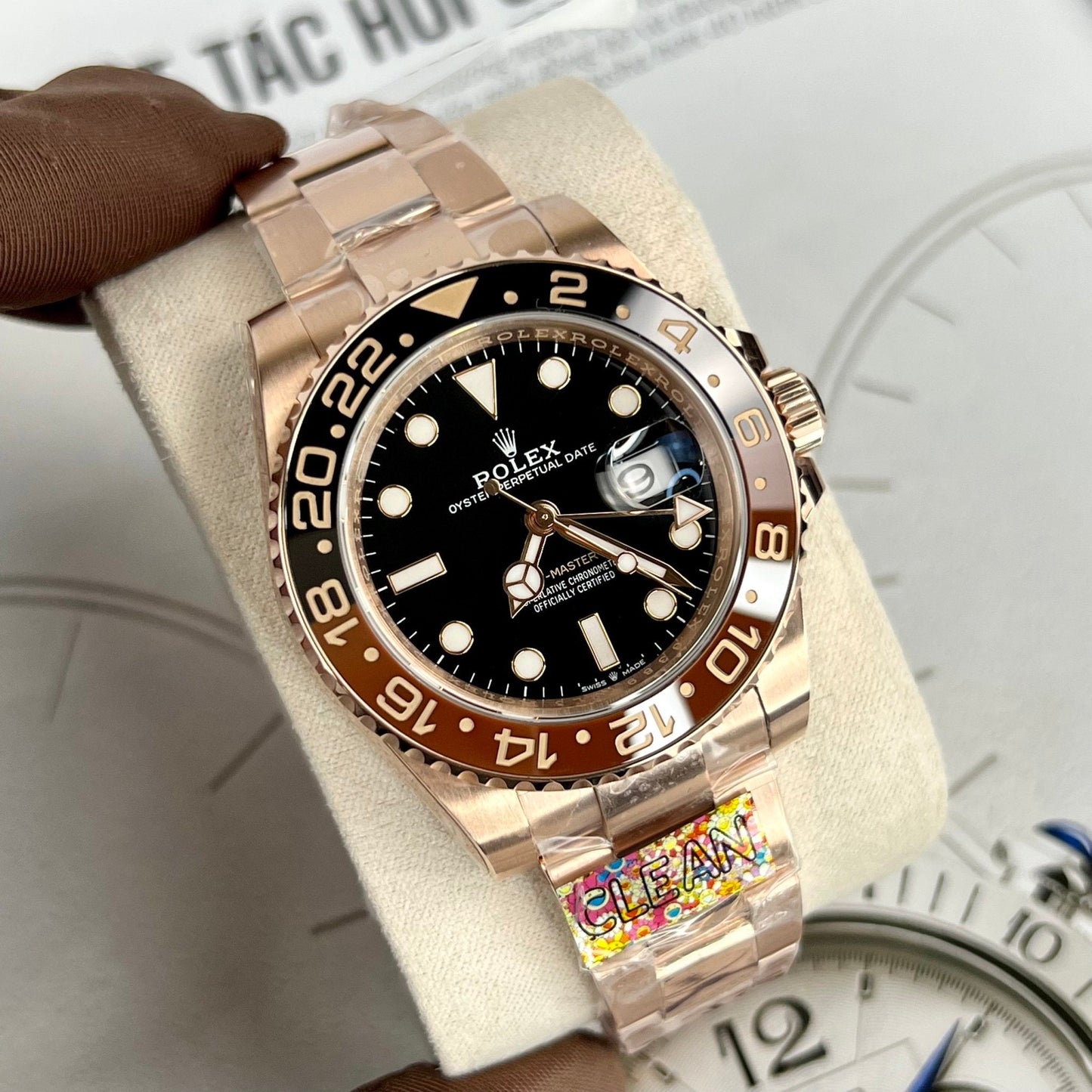 Rolex GMT-Master II Everose Gold Root Beer Brown 126715CHNR 40 mm enveloppé d'or rose de Clean Factory