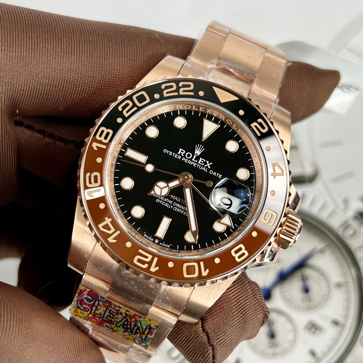 Rolex GMT-Master II Everose Gold Root Beer Brown 126715CHNR 40 mm enveloppé d'or rose de Clean Factory