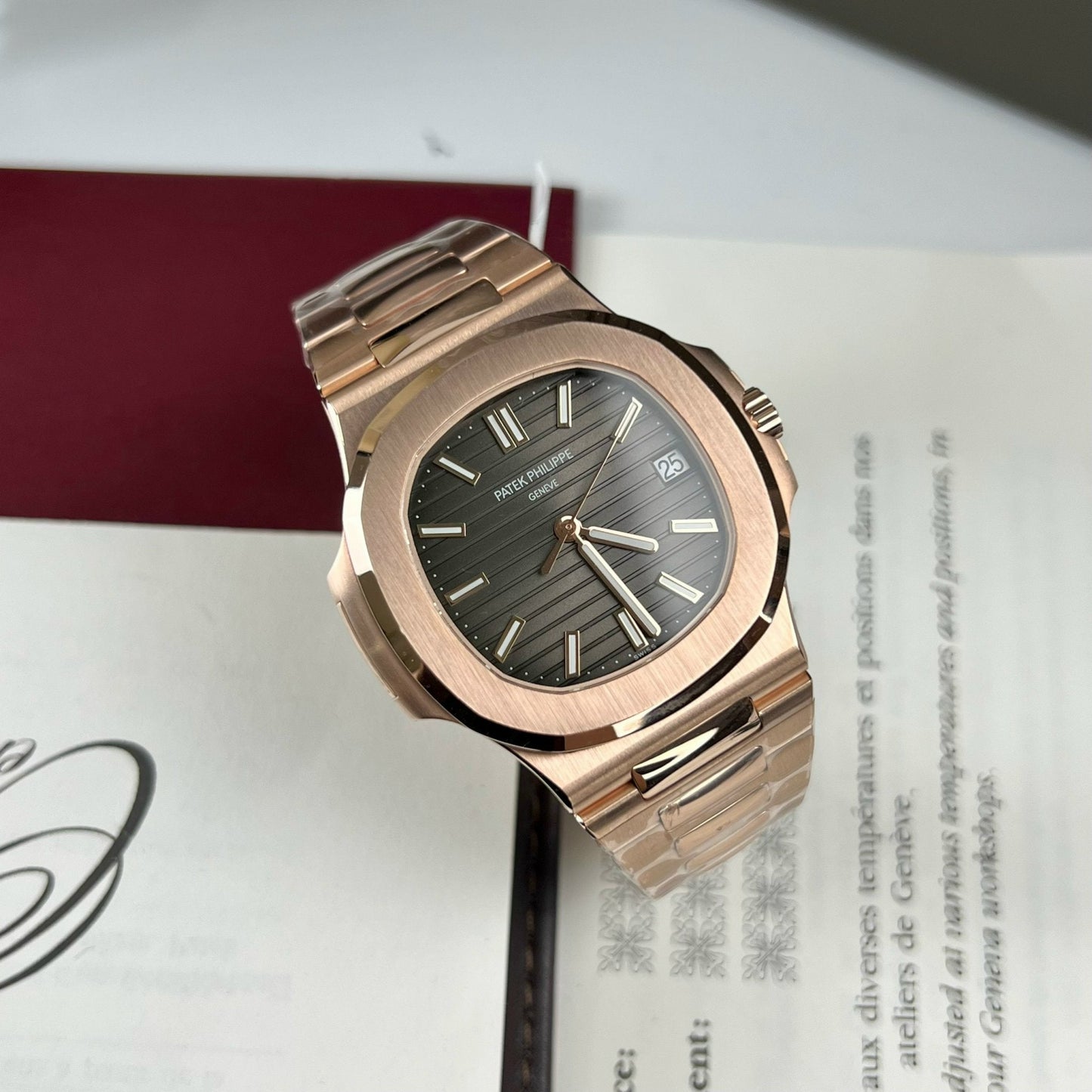 Patek Philippe Nautilus 5711/1R-001 – Emballé en or rose 18 carats de l'usine 3K