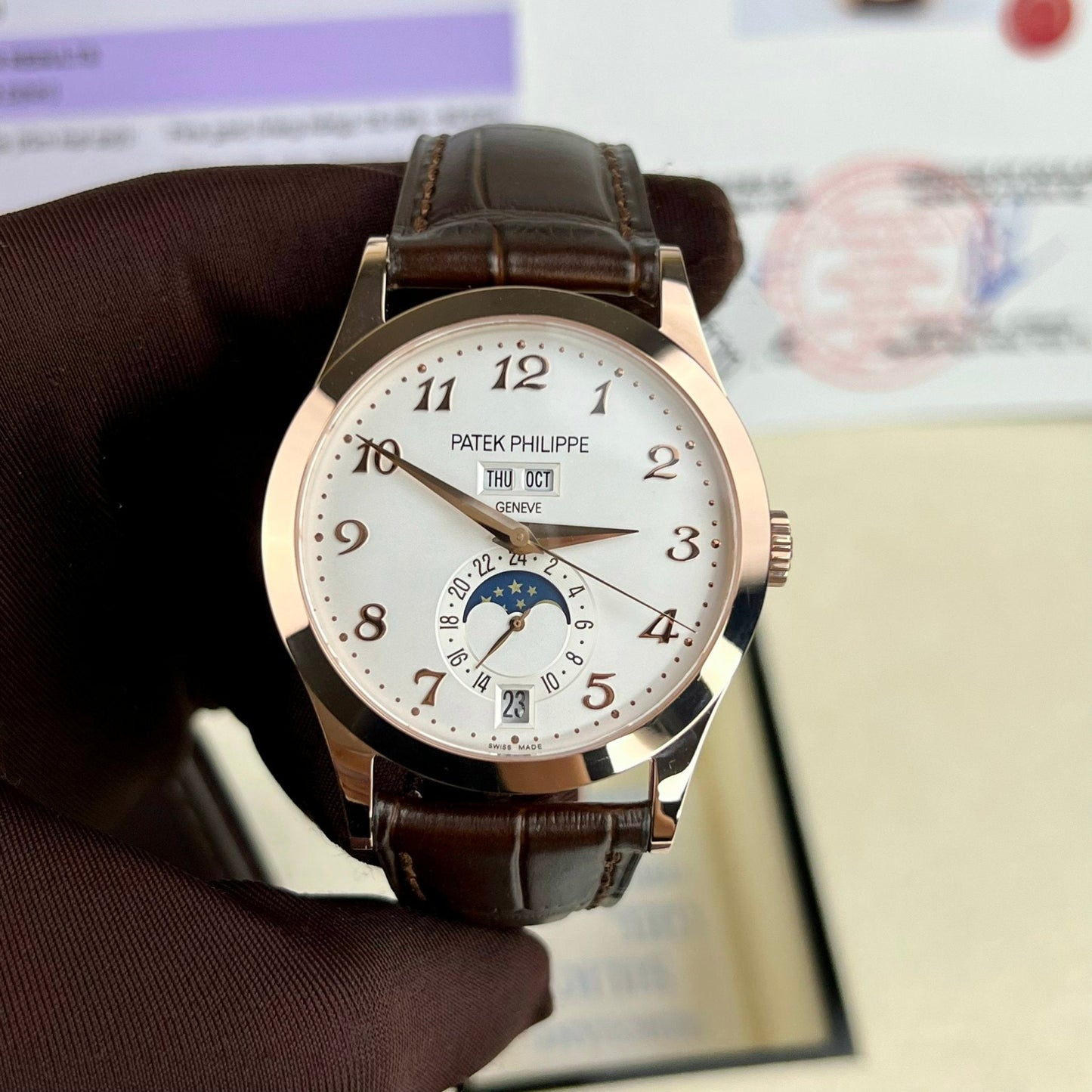 Patek Philippe Calendario anual de complicaciones 38,5 mm Oro rosa 5396R-012 oro 18k