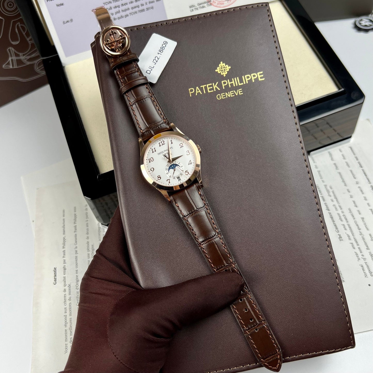 Patek Philippe Calendario anual de complicaciones 38,5 mm Oro rosa 5396R-012 oro 18k