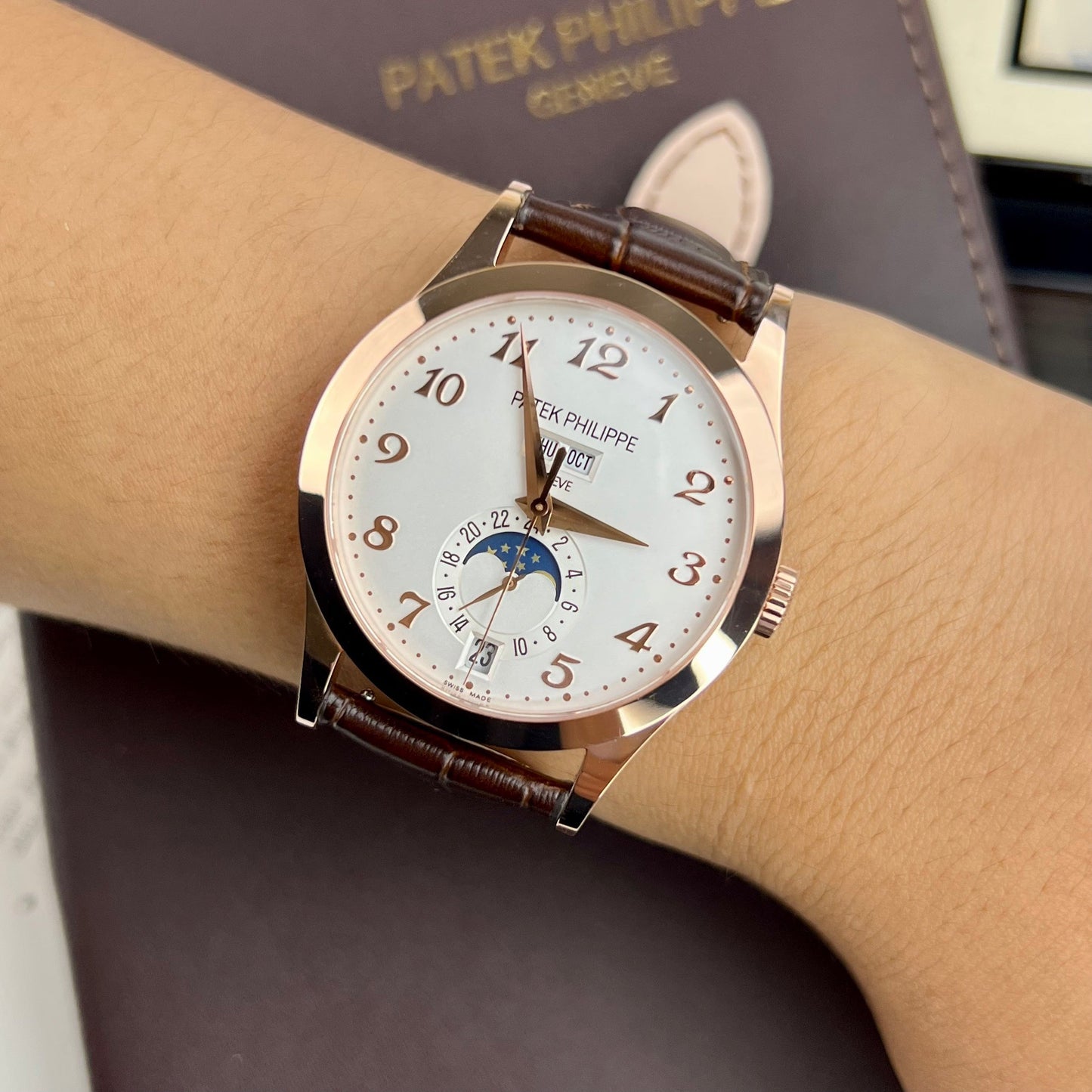 Patek Philippe Calendario anual de complicaciones 38,5 mm Oro rosa 5396R-012 oro 18k