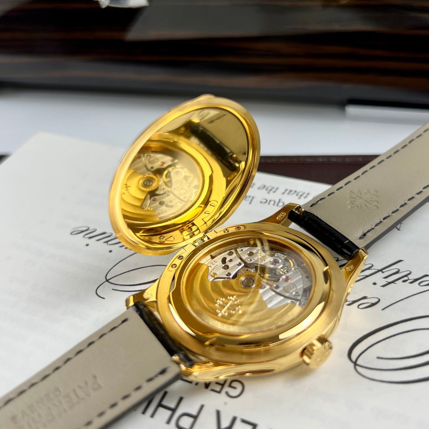 Patek Philippe Calatrava 5227J-001 recubierto de oro amarillo de 18 k 3K Factory