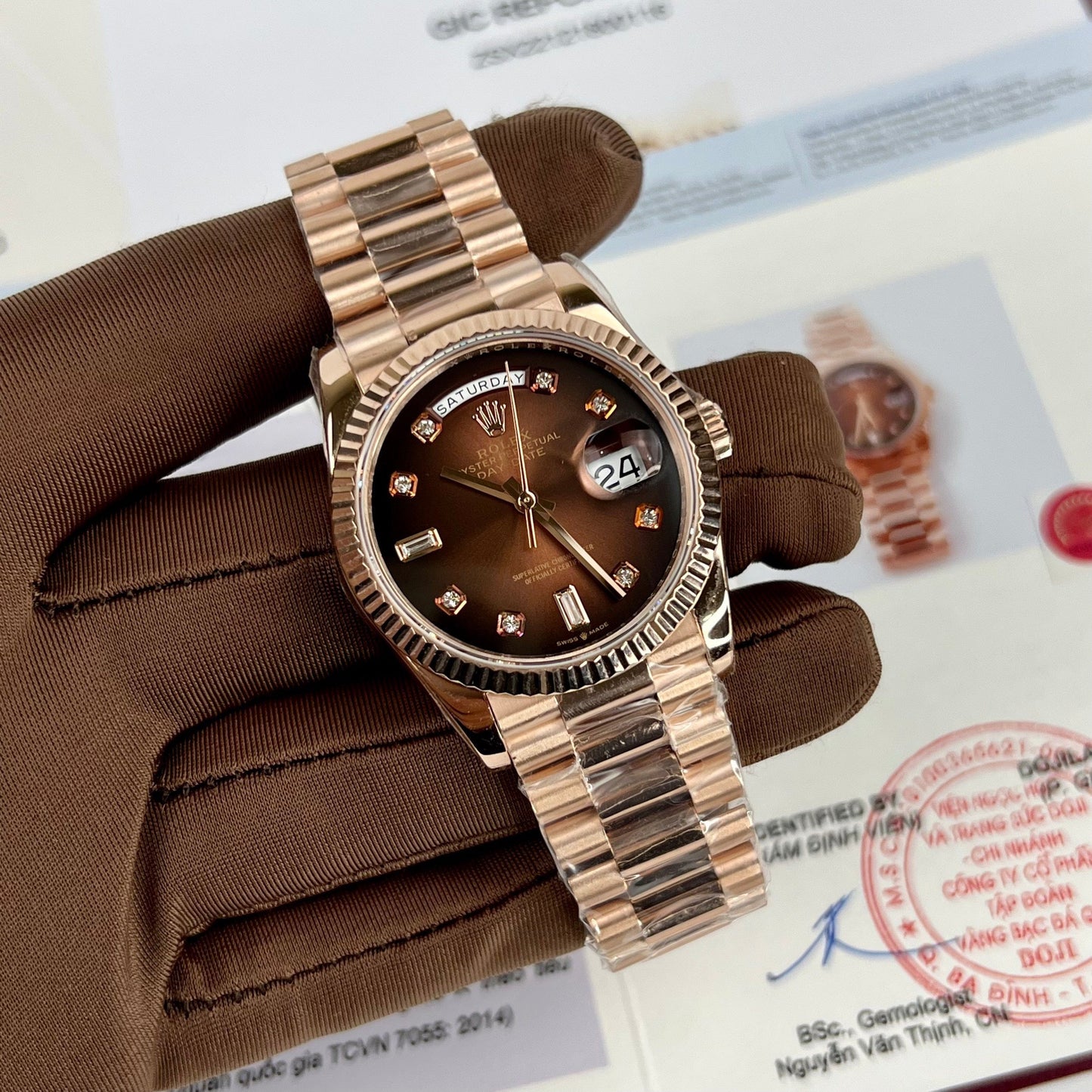 Rolex Day-Date 36 128235-0037 36 mm plaqué or rose 18 carats