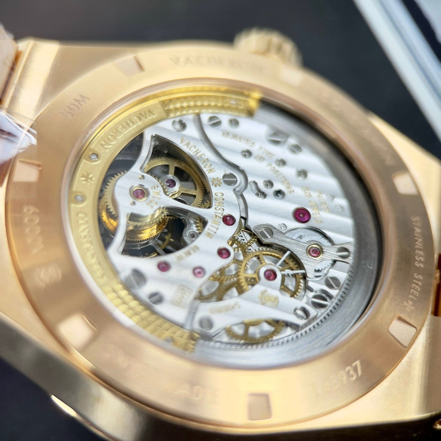 Vacheron Constantin Overseas Tourbillon 6000V/110R-B733 1:1 Meilleure édition en or plaqué 18 carats