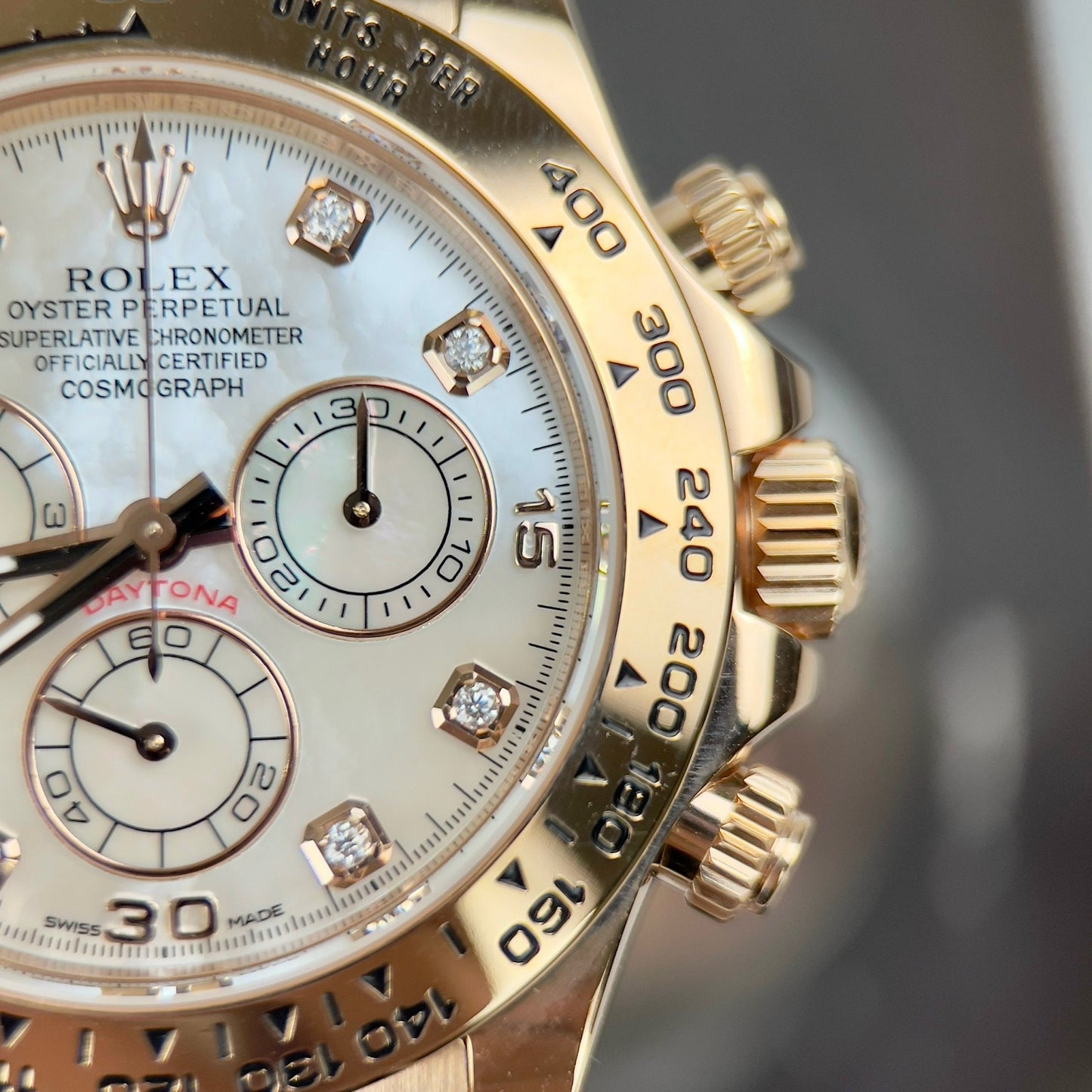 Rolex Daytona Cosmograph with Mother of Pearl Dial 40mm 116528 custom 18k gold filled Best 1:1 Edition