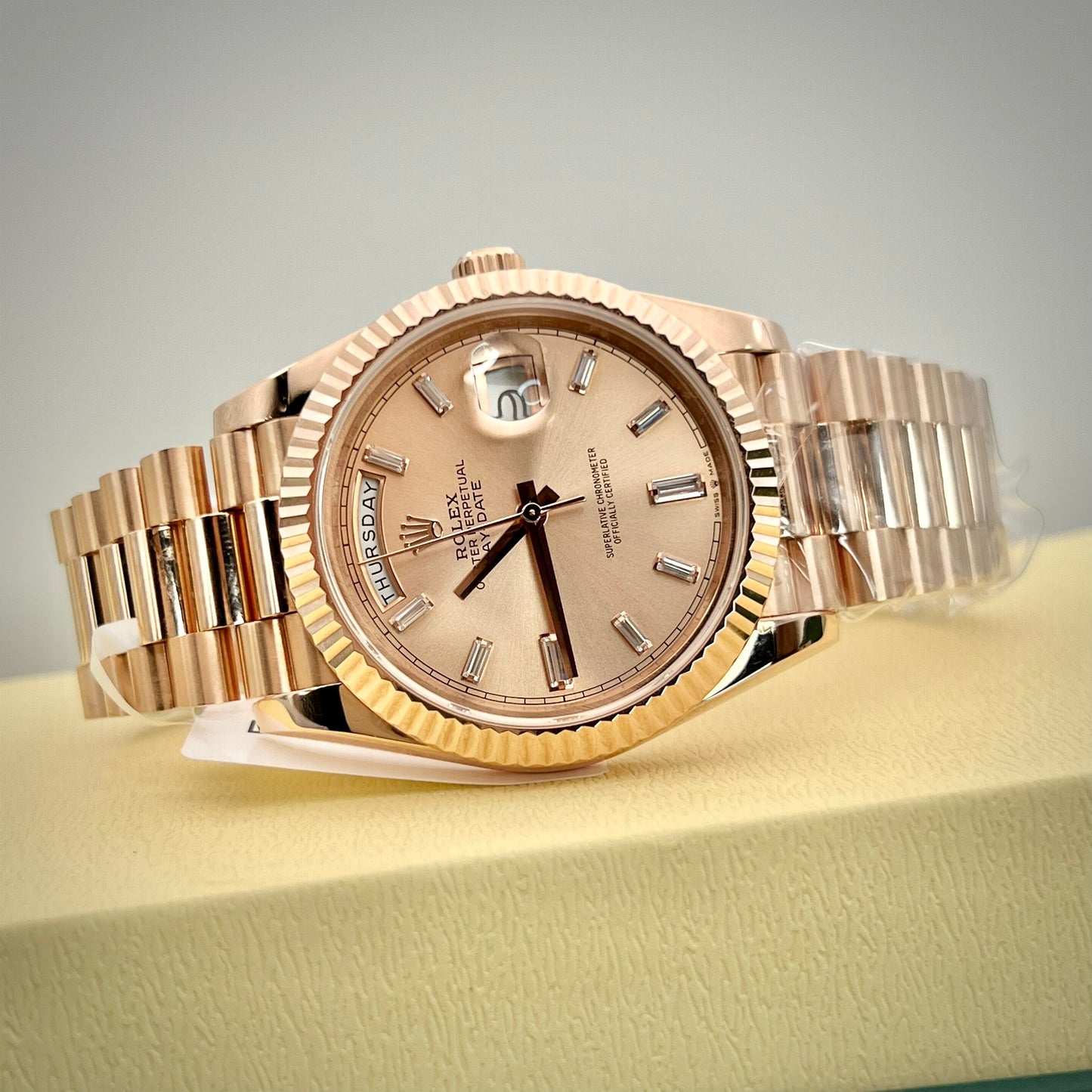 Rolex Day-Date 40 Roségold 228235 Champagner Gold gefüllt 18 Karat aus der GM-Fabrik