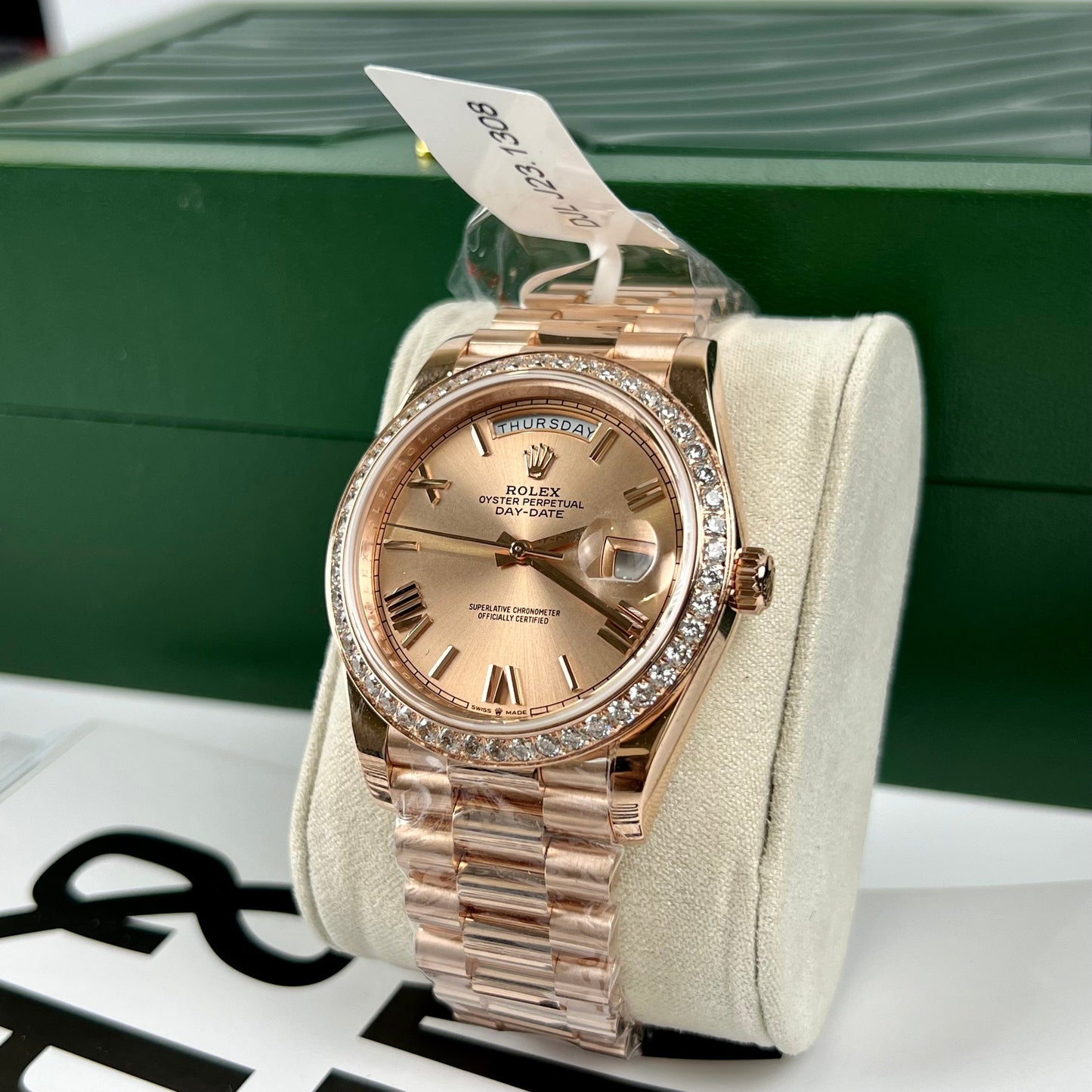 Rolex Oyster Day-Date 40mm 228235 beschichtet 18k Roségold Beste 1:1 Edition 130 Gramm Moissanit-Lünette