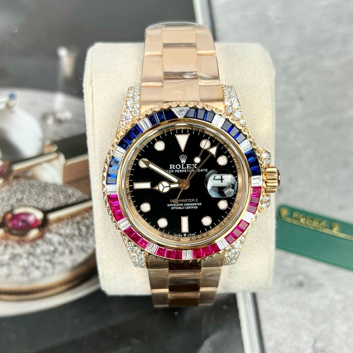 Rolex GMT-Master II 126755 Rainbow Bezel Melhor Edição 1:1 com Ruby Stone e embrulho 18k