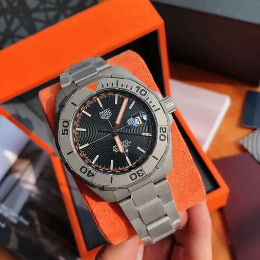 TAG Heuer Aquaracer Bamford Limited Edition Movimento originale svizzero