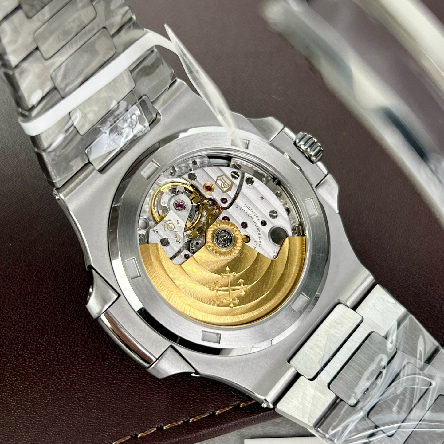 Patek Philippe Nautilus 5711/112P-001Meilleure édition 1:1 PPF Factory personnalisée Ruby Stone