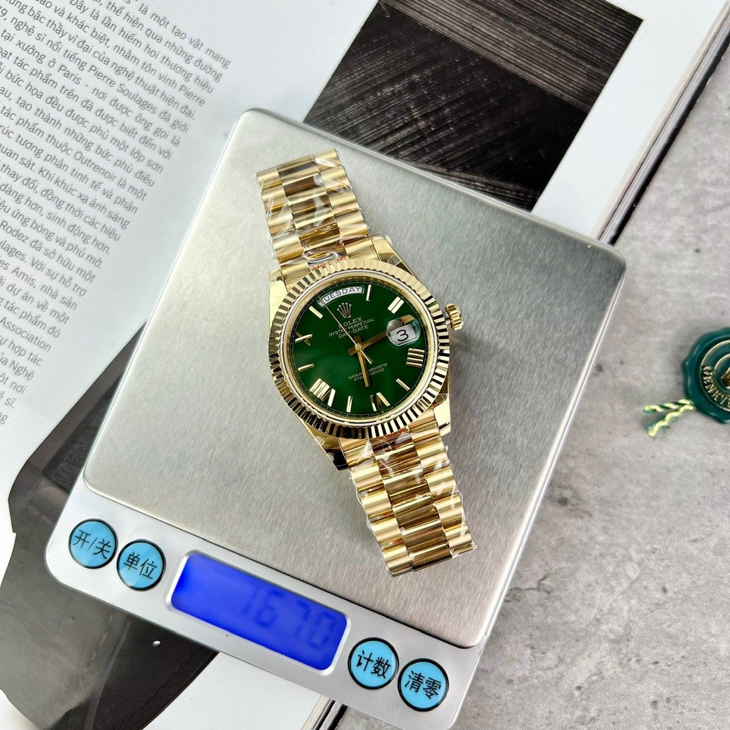 Rolex Day Date M228238-0061 Meilleure édition 1:1 GM Factory V2 Cadran vert Or jaune