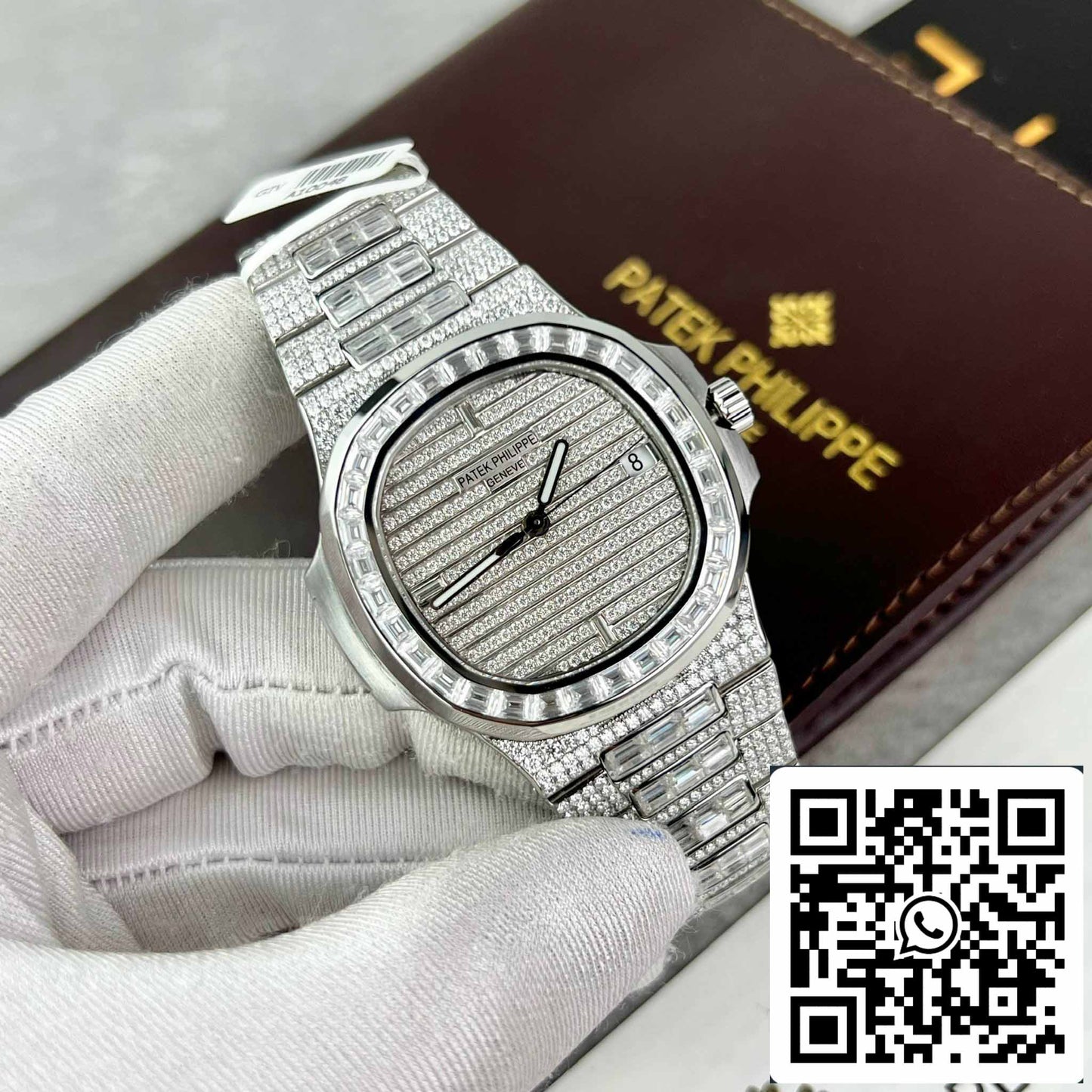 Réplique Patek Philippe Nautilus Jumbo 5719/1G-001 diamants Moissanite complets personnalisés