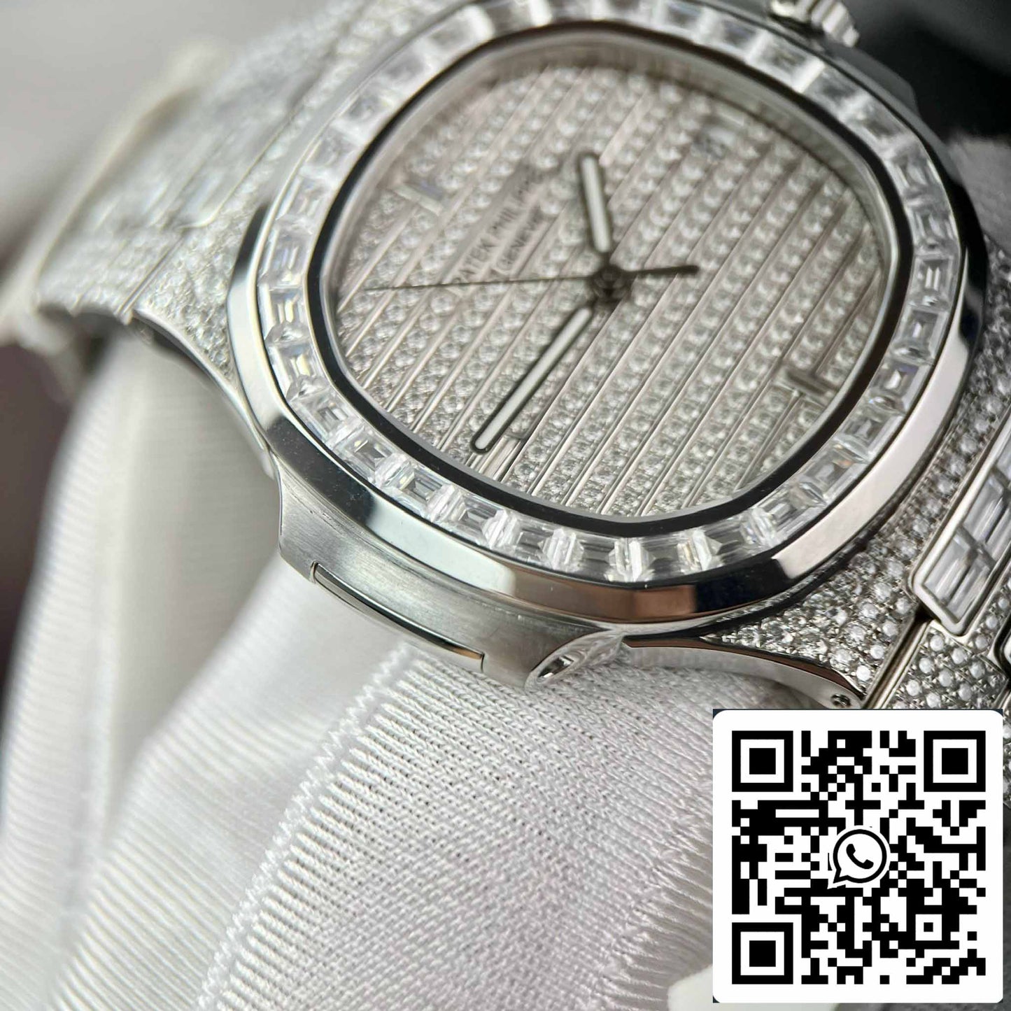 Réplique Patek Philippe Nautilus Jumbo 5719/1G-001 diamants Moissanite complets personnalisés