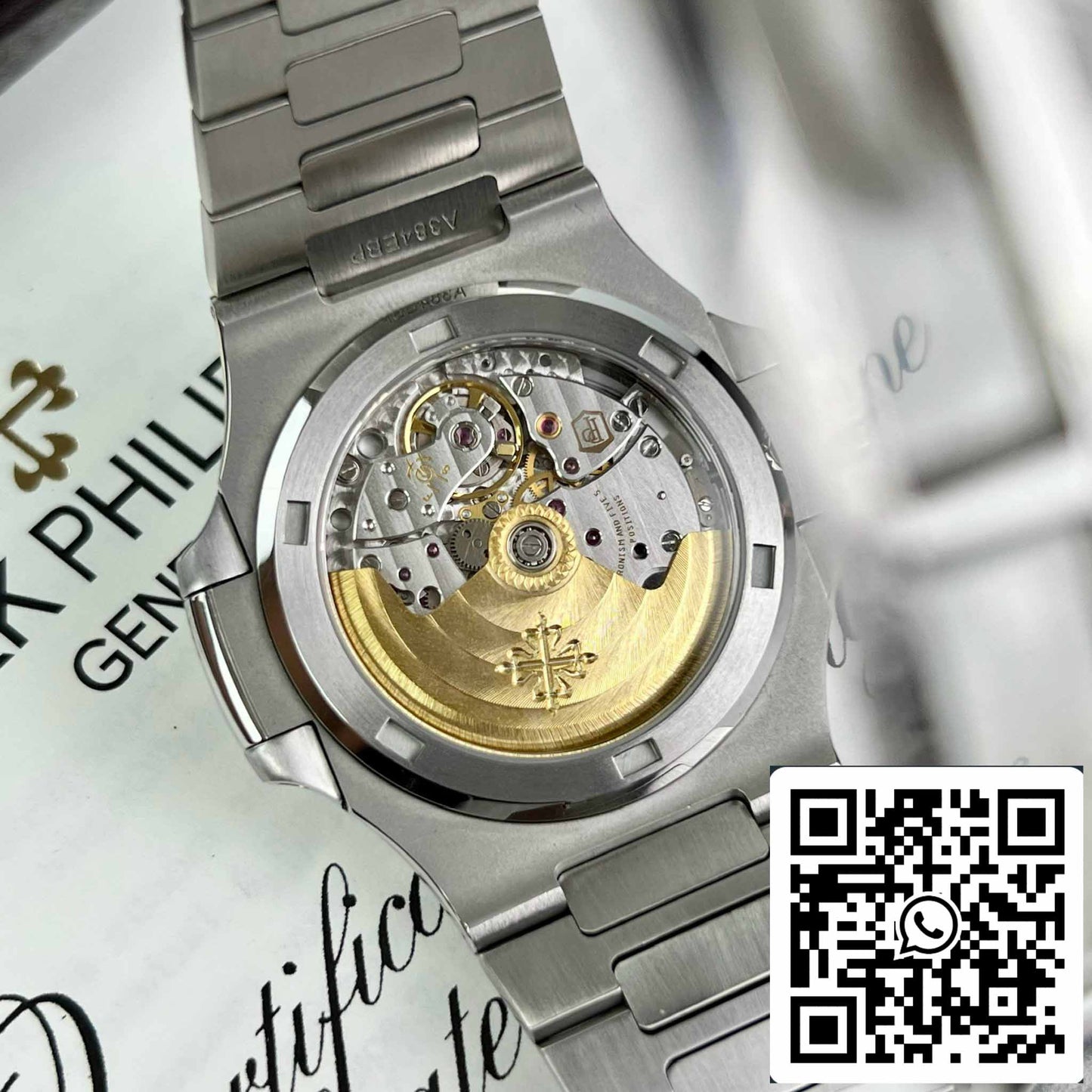 Réplique Patek Philippe Nautilus Jumbo 5719/1G-001 diamants Moissanite complets personnalisés