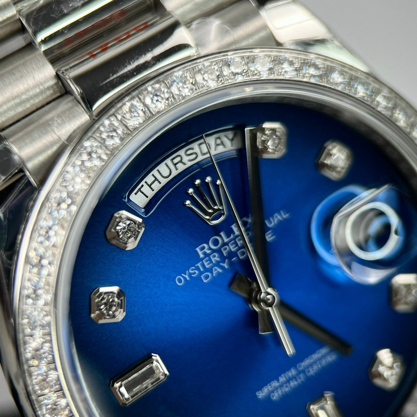 Rolex Day Date M128349RBR-0016 Lunette en pierre 1:1 Meilleure édition EW Factory Cadran bleu