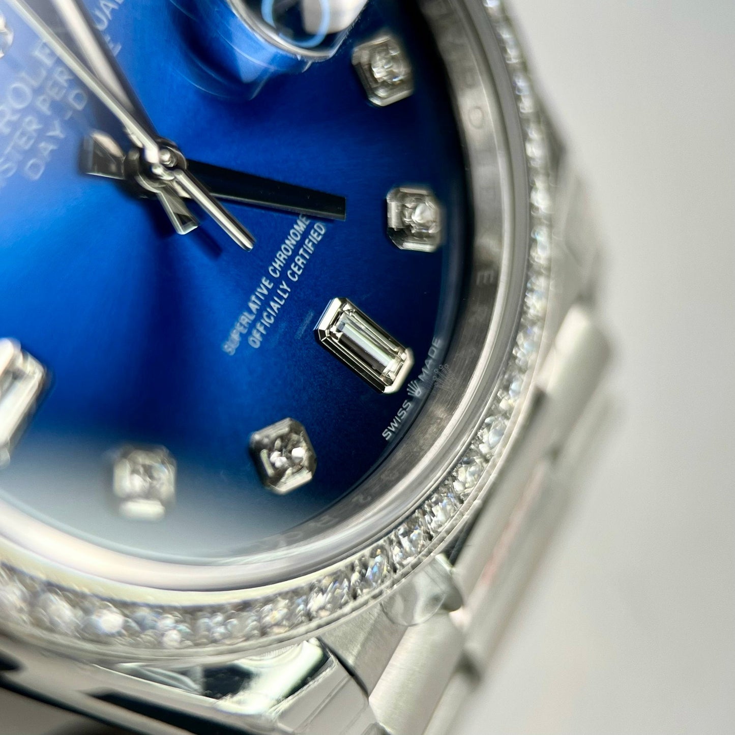 Rolex Day Date M128349RBR-0016 Lunette en pierre 1:1 Meilleure édition EW Factory Cadran bleu