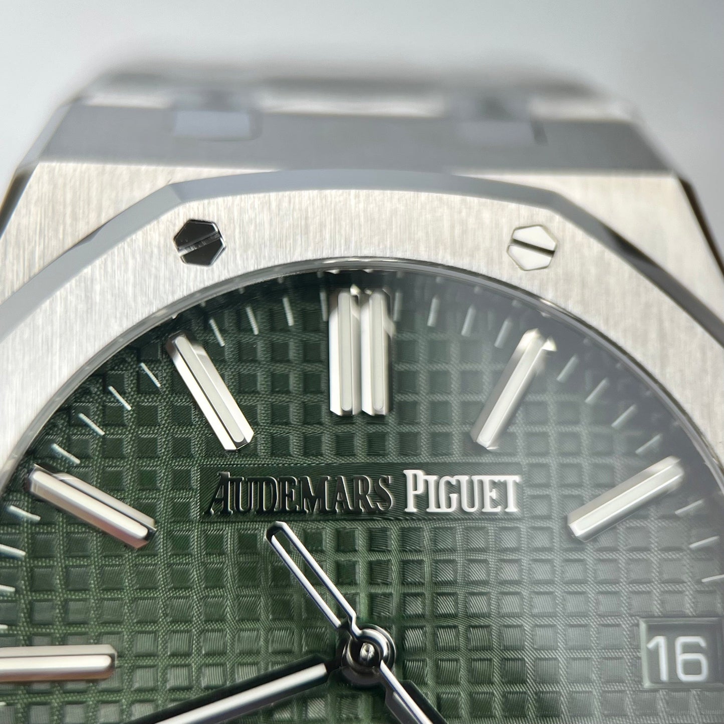 Audemars Piguet Royal Oak 15510ST.OO.1320ST.04 1:1 Mejor edición ZF Factory Green Dial Versión más reciente