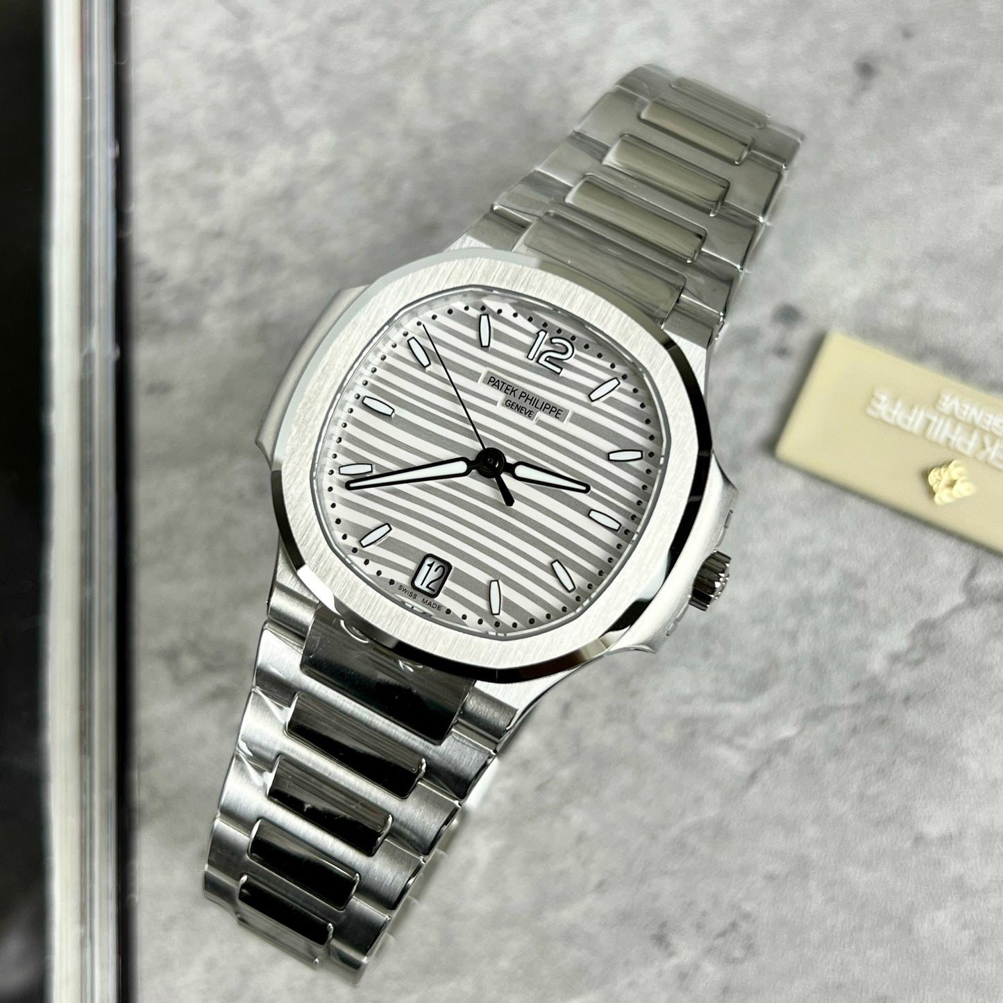 Patek Philippe Nautilus Damen 7118/1A-010 3K Werk 1:1 Beste Edition Swiss ETA324