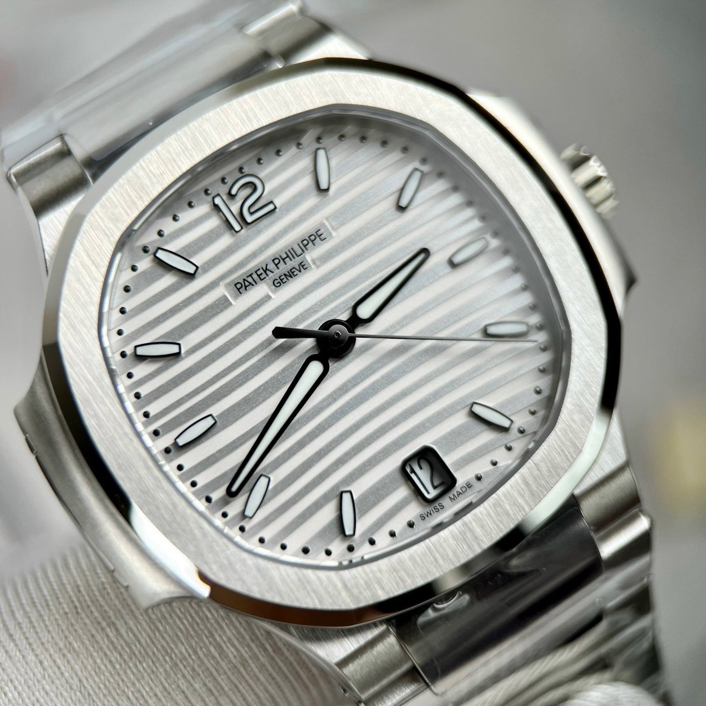 Patek Philippe Nautilus Damen 7118/1A-010 3K Werk 1:1 Beste Edition Swiss ETA324