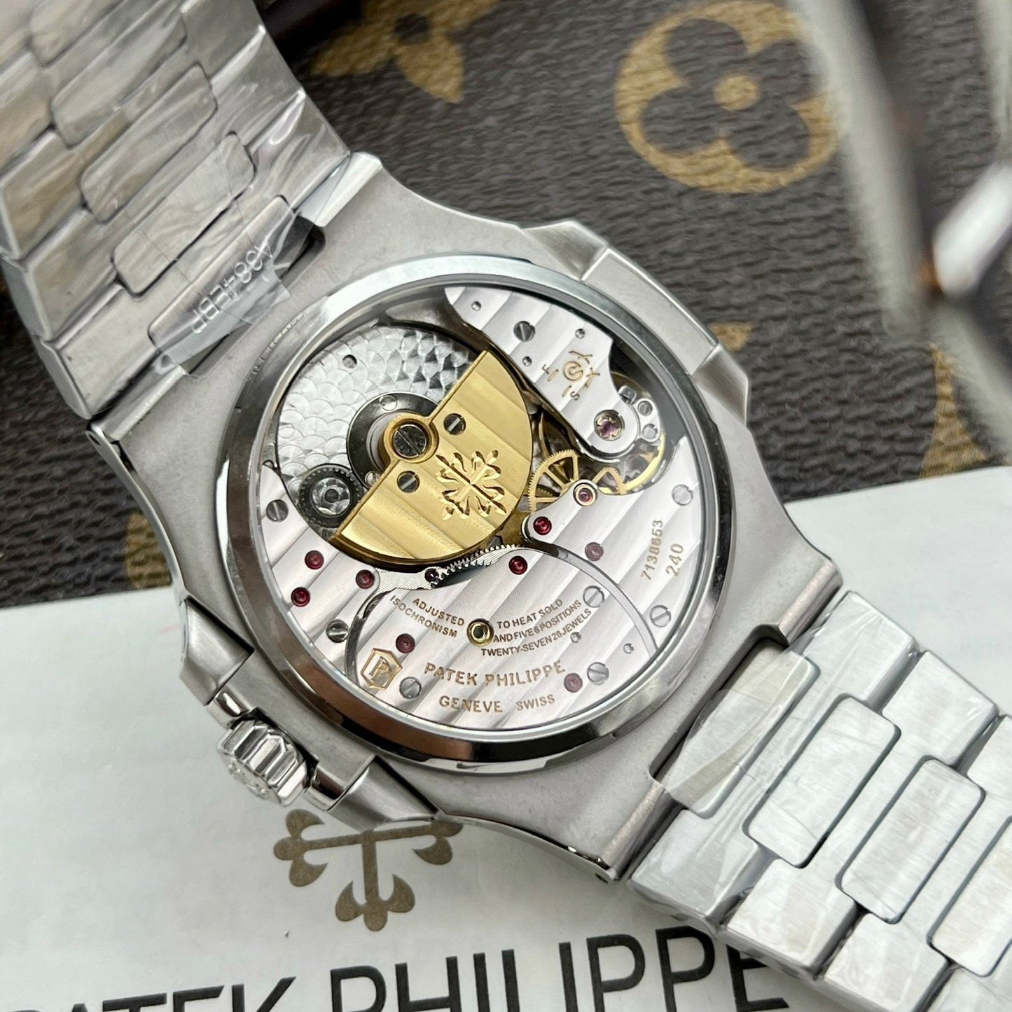 Patek Philippe Nautilus 5712/1R-001 1:1 Meilleure édition GR Factory Cadran bleu et pierre