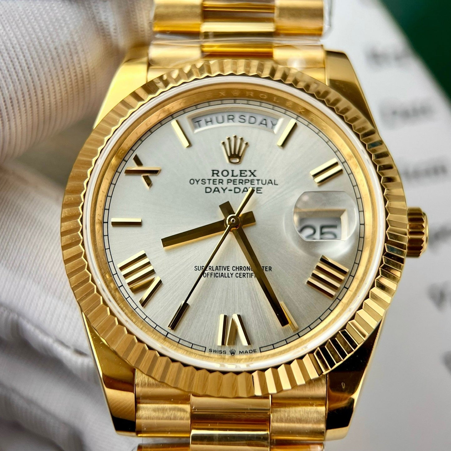 Rolex Day Date 228238 40MM 1:1 meilleure édition or jaune 18 carats argent cadran romain version contrepoids d'usine GM