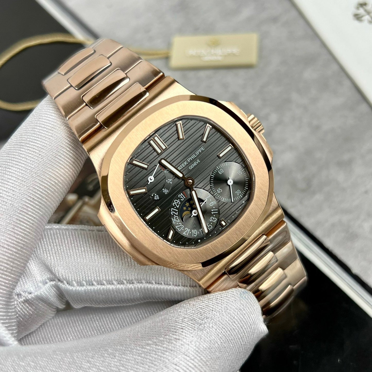 Patek Philippe Nautilus 5712/1R-001 1:1 Meilleure édition GR Factory Cadran gris Or rose