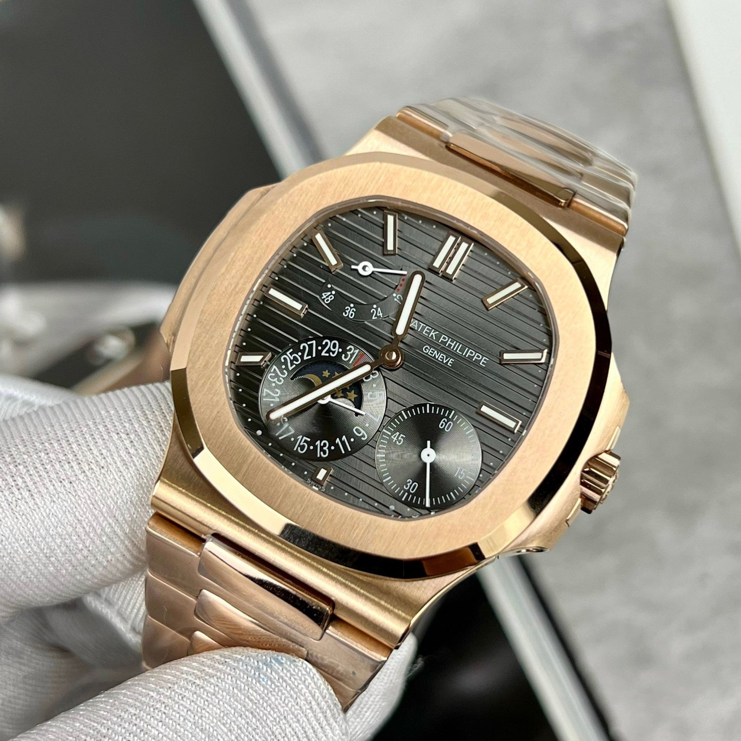 Patek Philippe Nautilus 5712/1R-001 1:1 Meilleure édition GR Factory Cadran gris Or rose