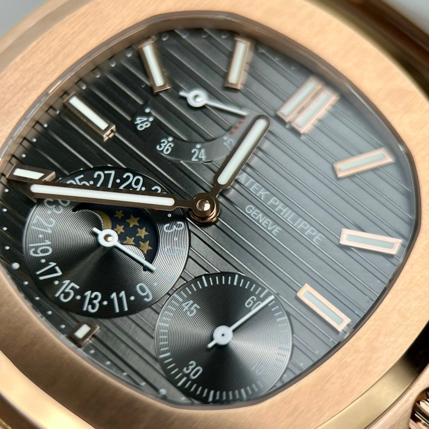 Patek Philippe Nautilus 5712/1R-001 1:1 Meilleure édition GR Factory Cadran gris Or rose